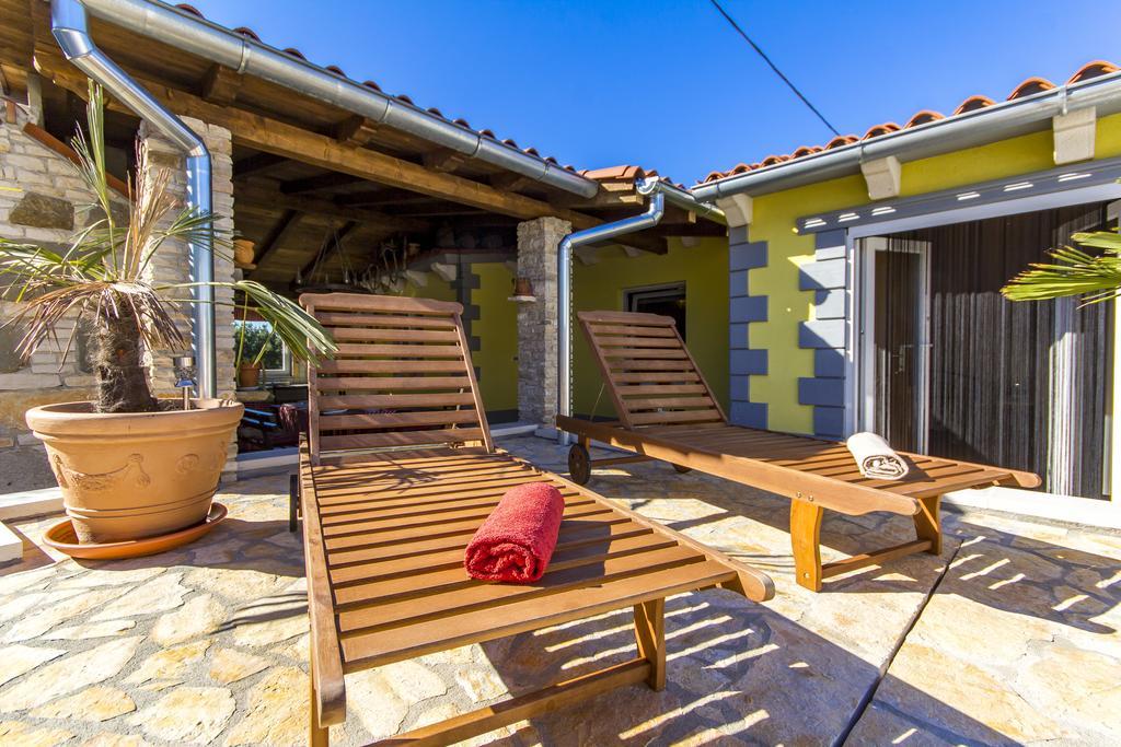 Holiday Home Bukovac Póla Kültér fotó