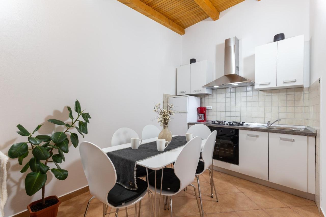 Holiday Home Bukovac Póla Kültér fotó